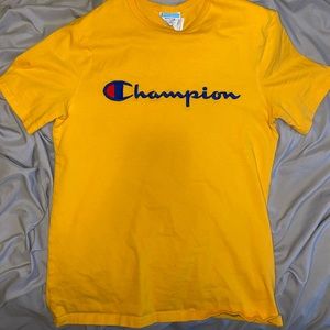 Men’s Champion T-Shirt Color:Yellow Size:Medium